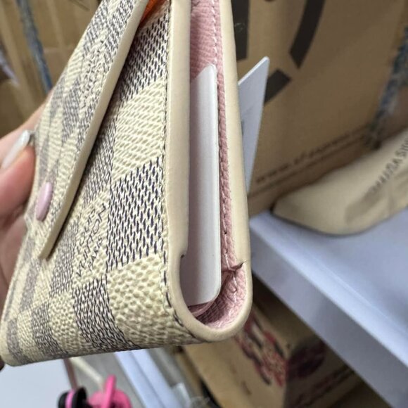 Louis Vuitton Victorine White Canvas Wallet 288-031125 - Picture 6 of 12